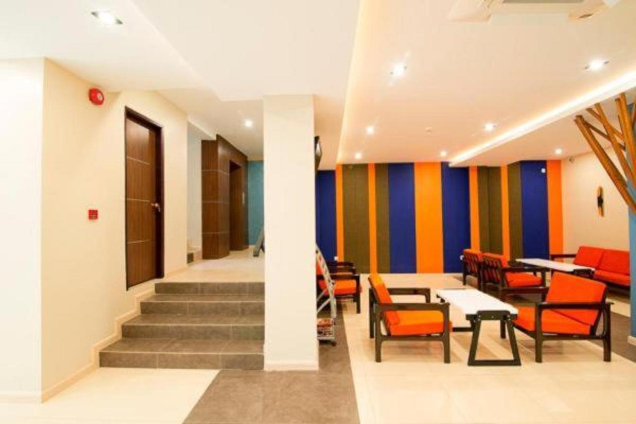 Eastern Hotel Yangon Exterior foto